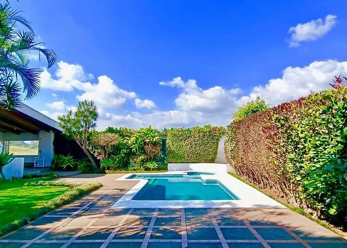 Hermosa Habitacion Privada En La Sabana, San Jose
